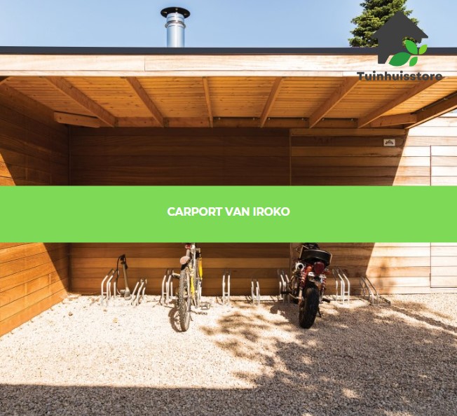 Een carport gemaakt van Iroko hout, een duurzame hardhoutsoort die weerbestendig is.